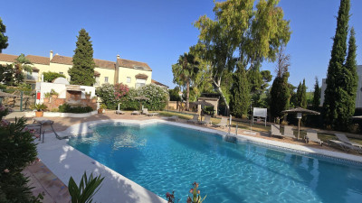 4 Bedroom Penthouse Duplex in Nueva Andalucía - Image 2