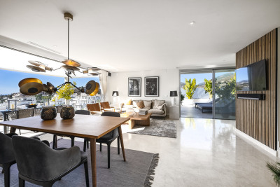 3 Bedroom Penthouse Duplex in Nueva Andalucía - Image 3