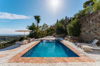 6 Bedroom Detached Villa in El Madroñal - Image 2