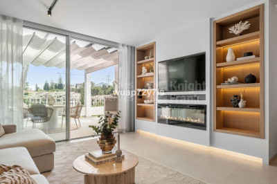 3 Bedroom Penthouse in La Quinta - Image 5