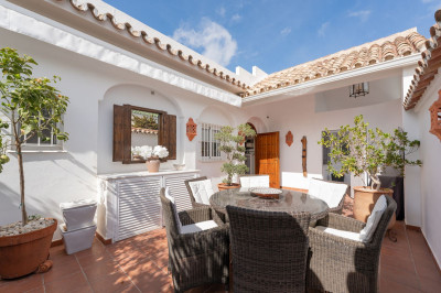 3 Bedroom Townhouse in Nueva Andalucía - Image 1