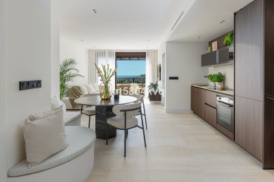3 Bedroom Penthouse in La Quinta - Image 4