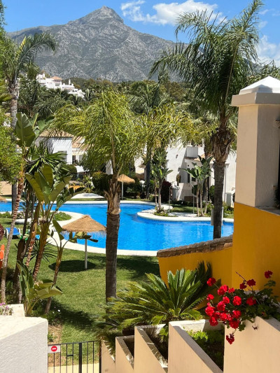 2 Bedroom Top Floor Apartment in Nueva Andalucía - Image 3